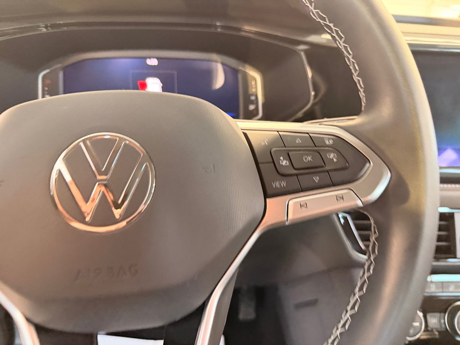 2022 Volkswagen Taos Highline-19