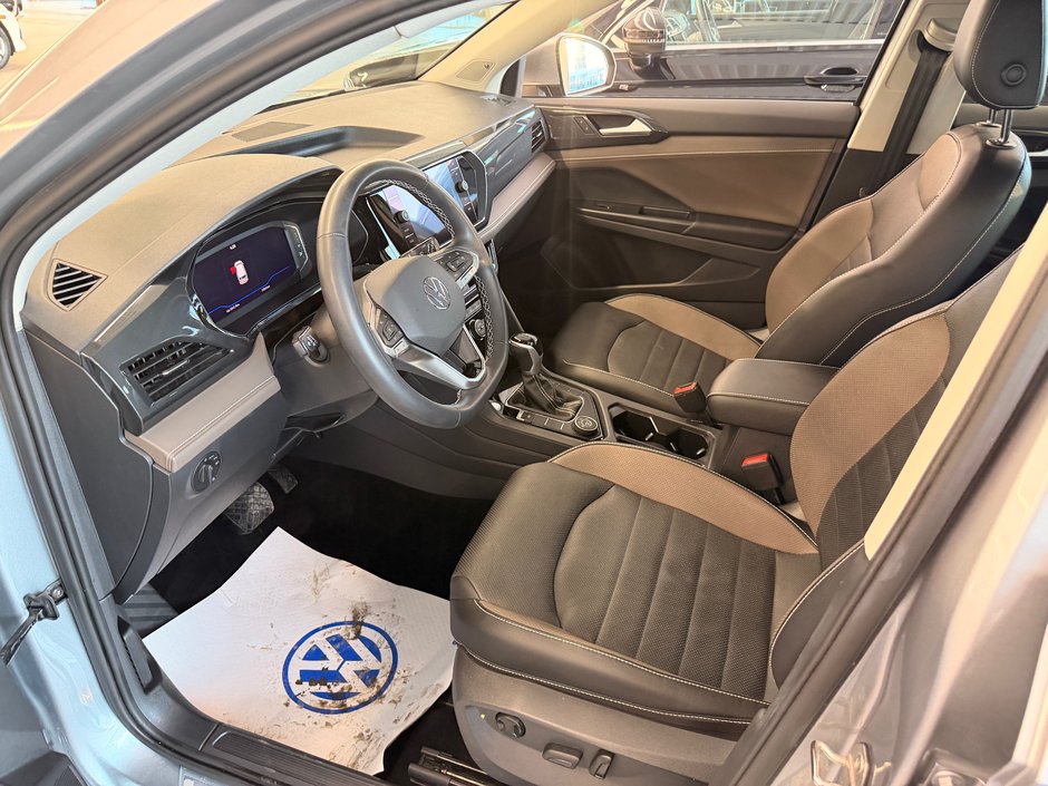 2022 Volkswagen Taos Highline-9