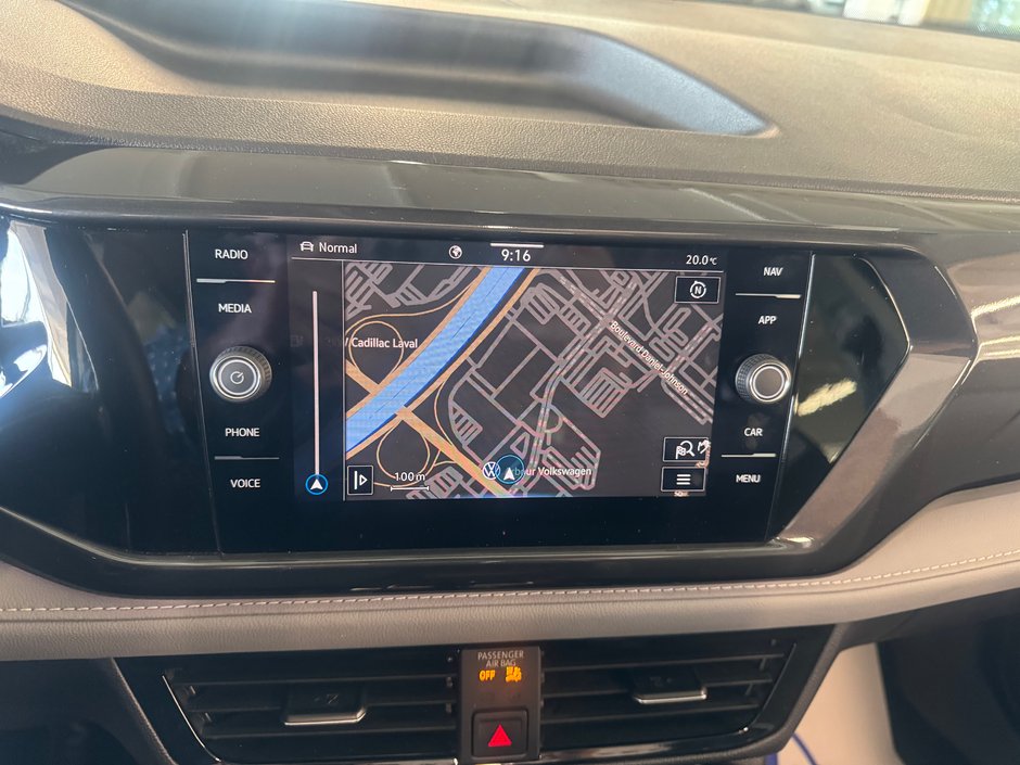 Volkswagen Taos Highline 2023-12