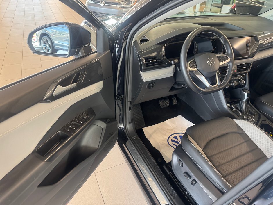 Volkswagen Taos Highline 2023-6