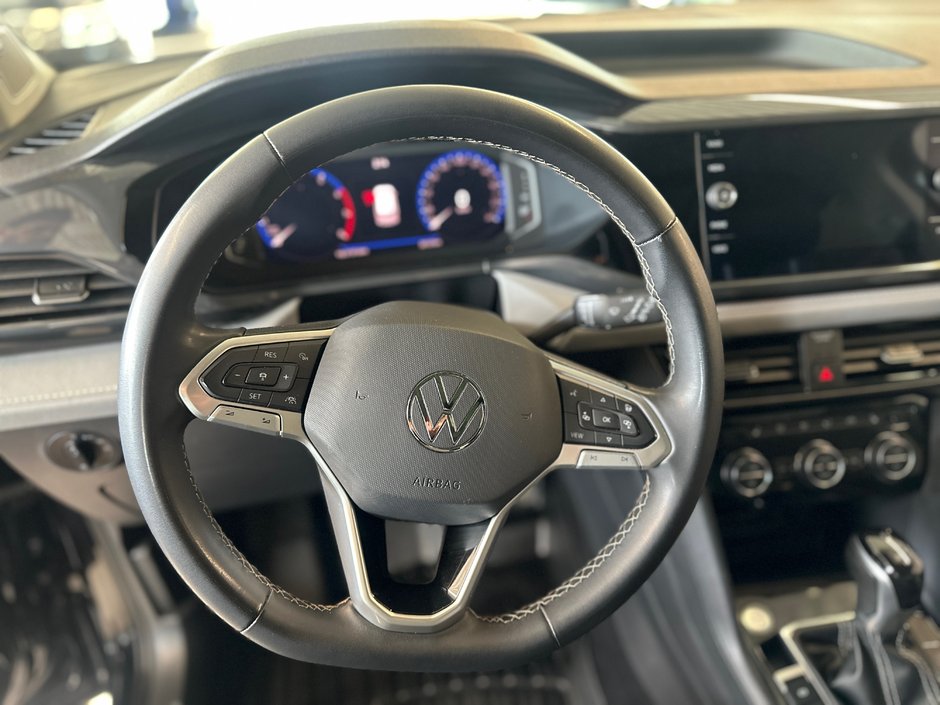 Volkswagen Taos Highline 2023-15