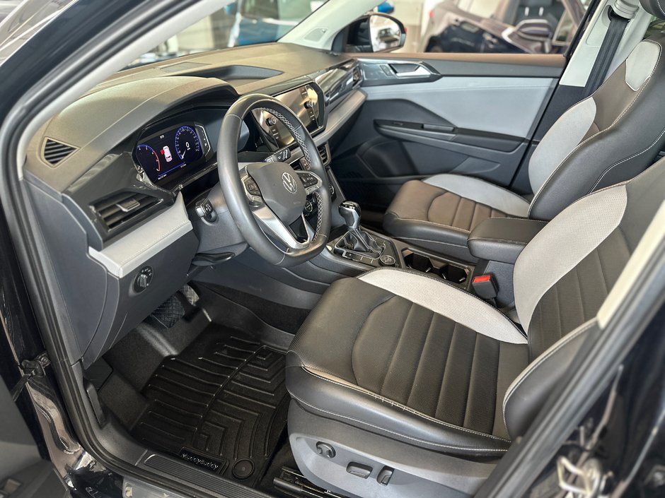 Volkswagen Taos Highline 2023-9