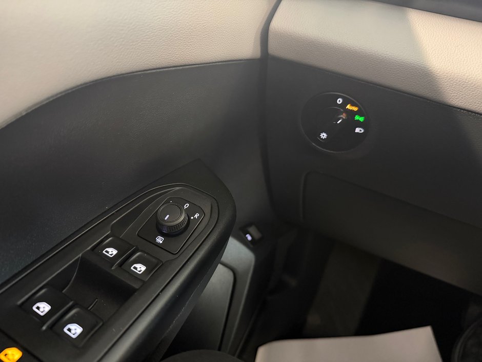 2023 Volkswagen Taos Comfortline-19