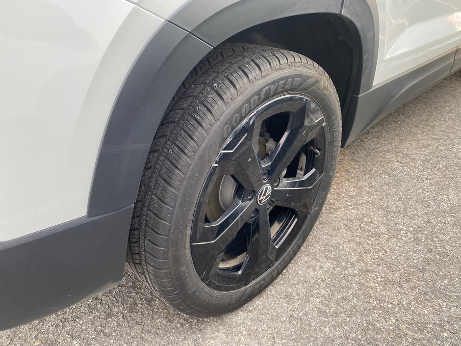 Volkswagen Taos Comfortline Black Edition 2025-3