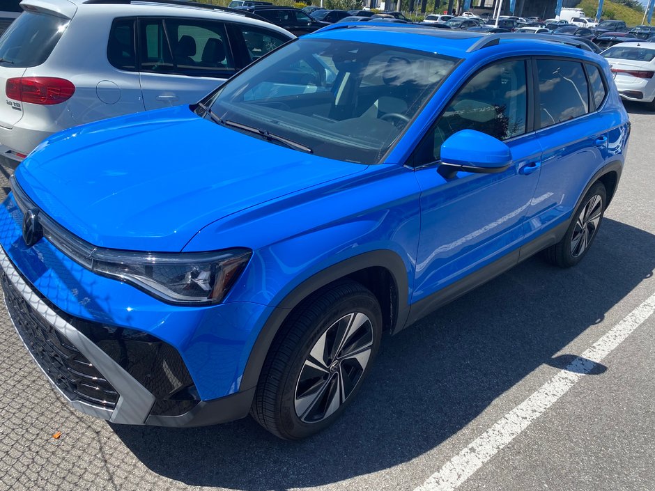 2025 Volkswagen Taos Highline-0