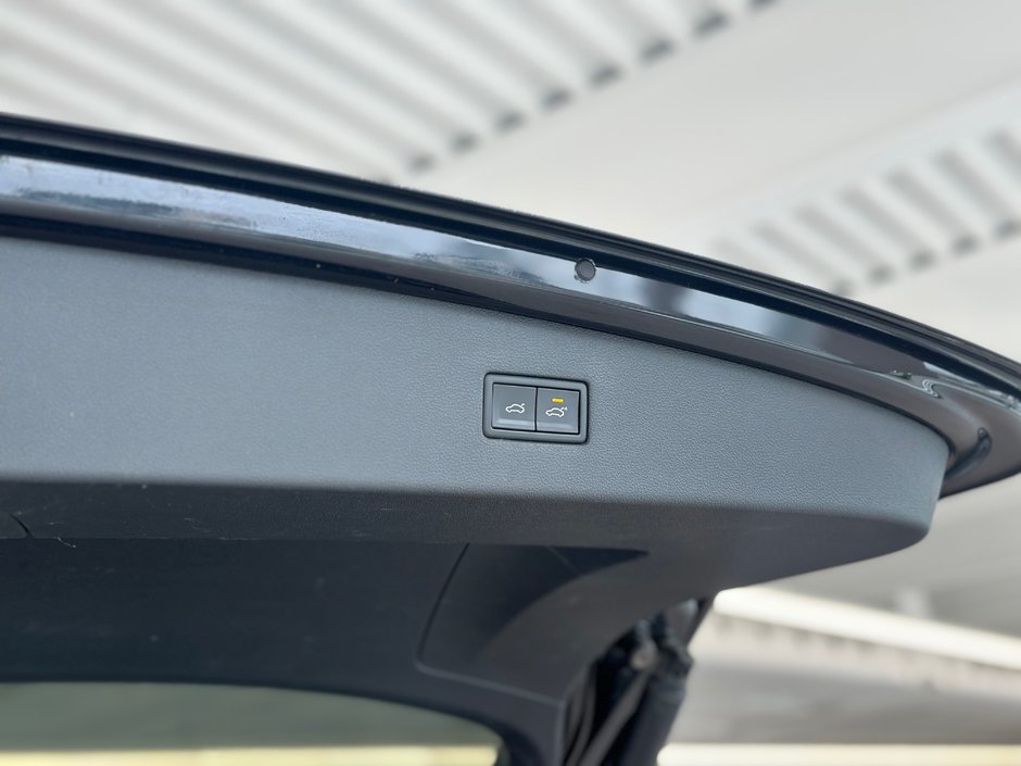 2018 Volkswagen Tiguan Highline-11