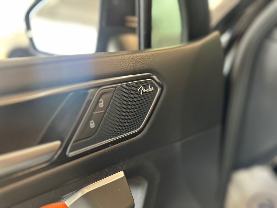 Volkswagen Tiguan Highline 2018-16