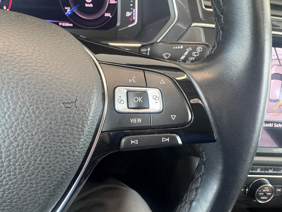 2019 Volkswagen Tiguan Highline-15