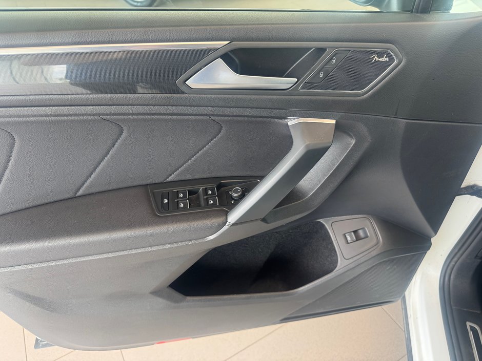2019 Volkswagen Tiguan Highline-23