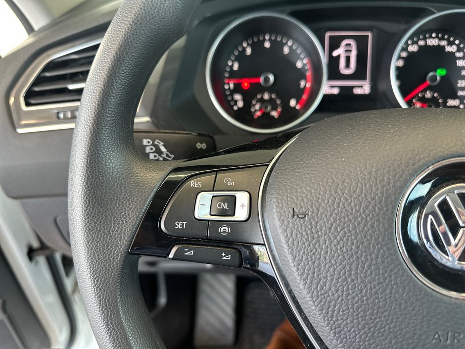 Volkswagen Tiguan Trendline 2021-19