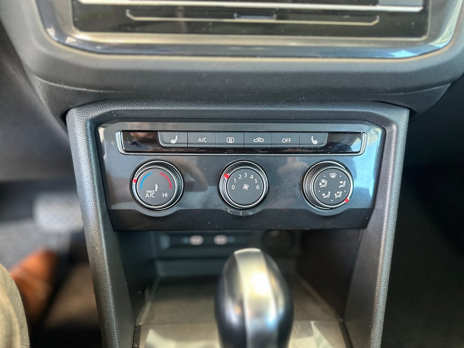 Volkswagen Tiguan Trendline 2021-16