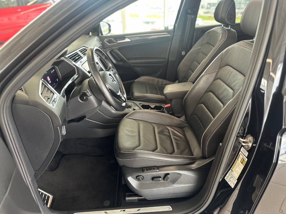 Volkswagen Tiguan Highline 2021-18