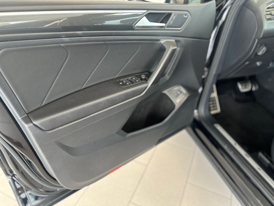 Volkswagen Tiguan Highline 2021-11