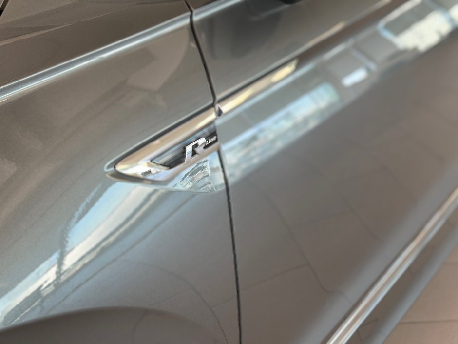 2021 Volkswagen Tiguan Highline-7