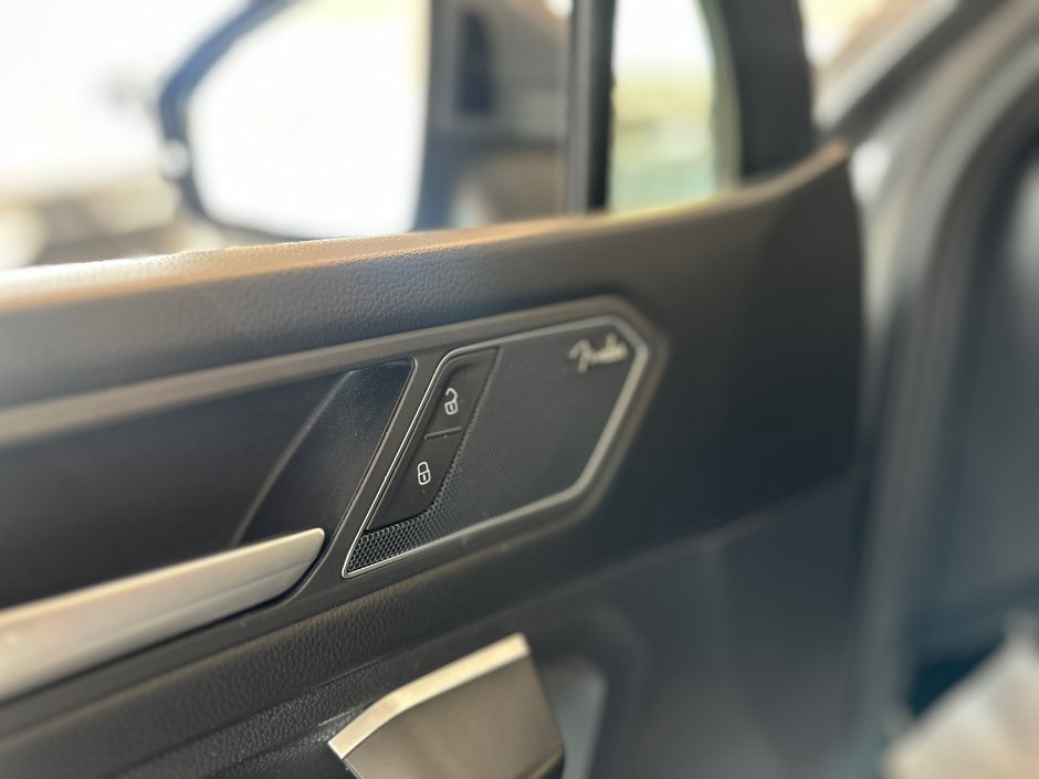 2021 Volkswagen Tiguan Highline-15