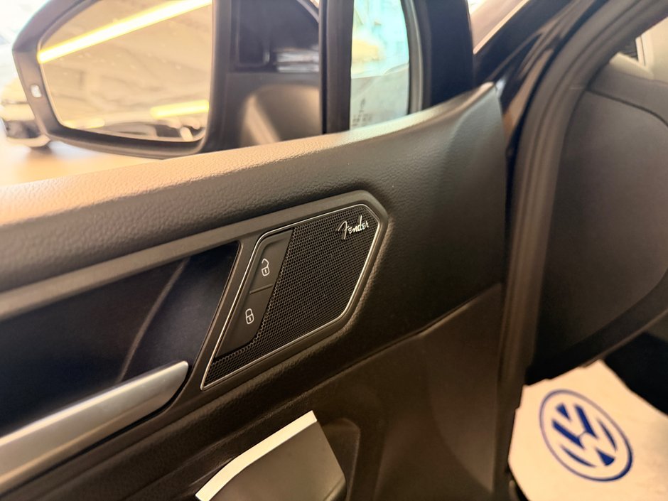 2021 Volkswagen Tiguan Highline R-line-12