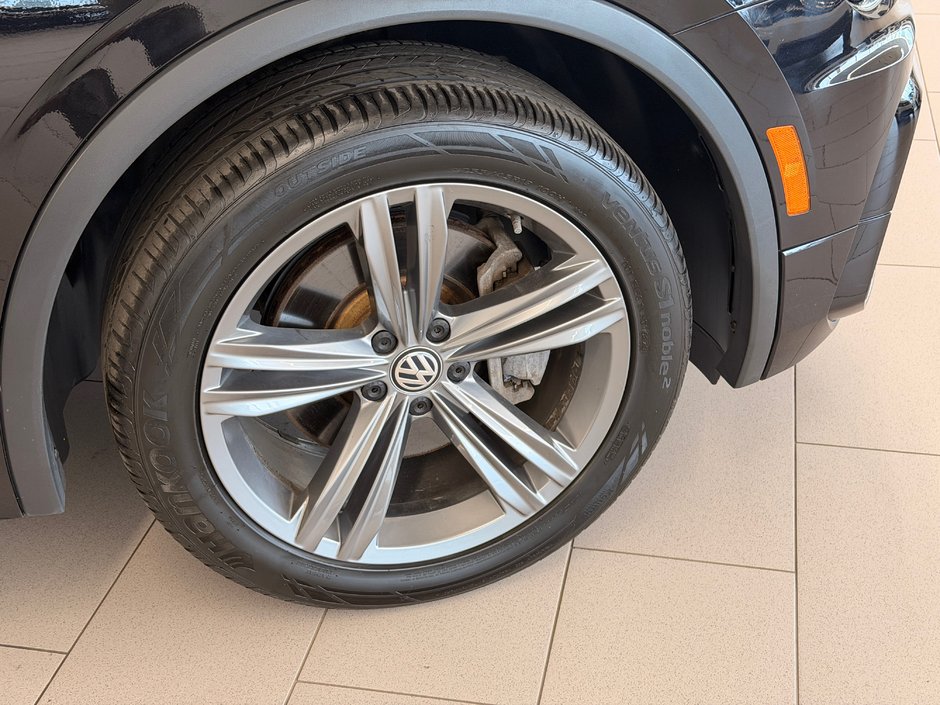 2021 Volkswagen Tiguan Highline R-line-22