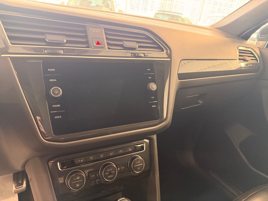 2021 Volkswagen Tiguan Highline R-line-17