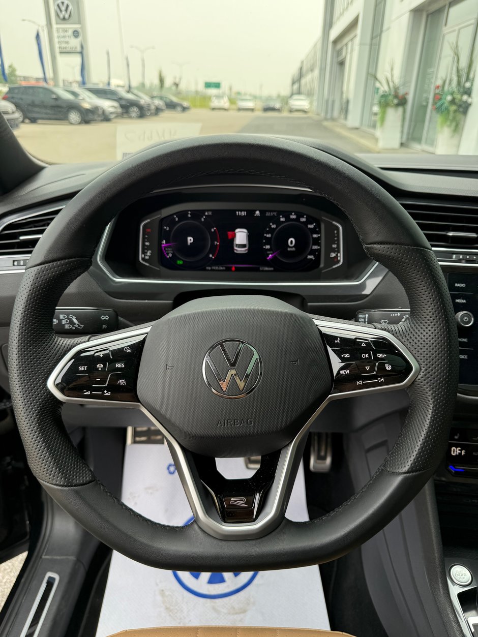 Volkswagen Tiguan Comfortline R-Line Black Edition 2022-8