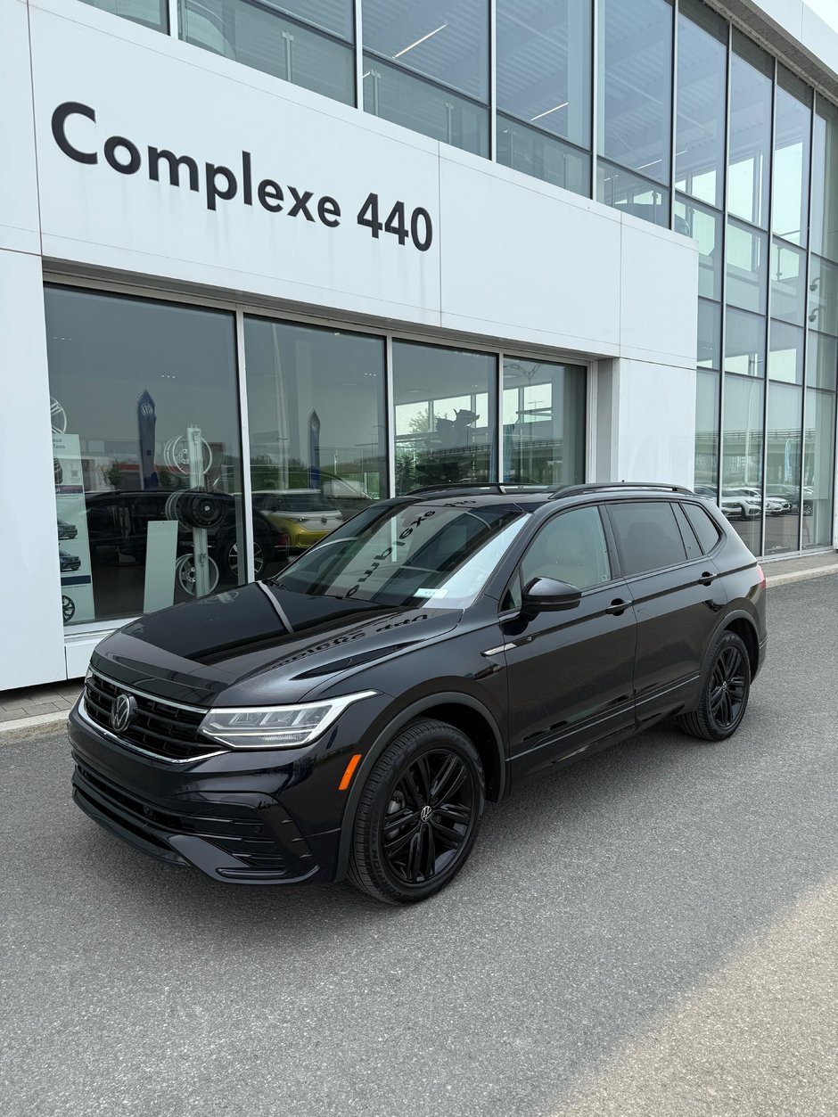 Volkswagen Tiguan Comfortline R-Line Black Edition 2022-0