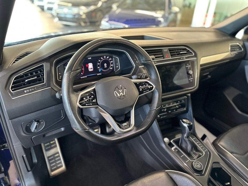 2022 Volkswagen Tiguan Highline R-Line-18