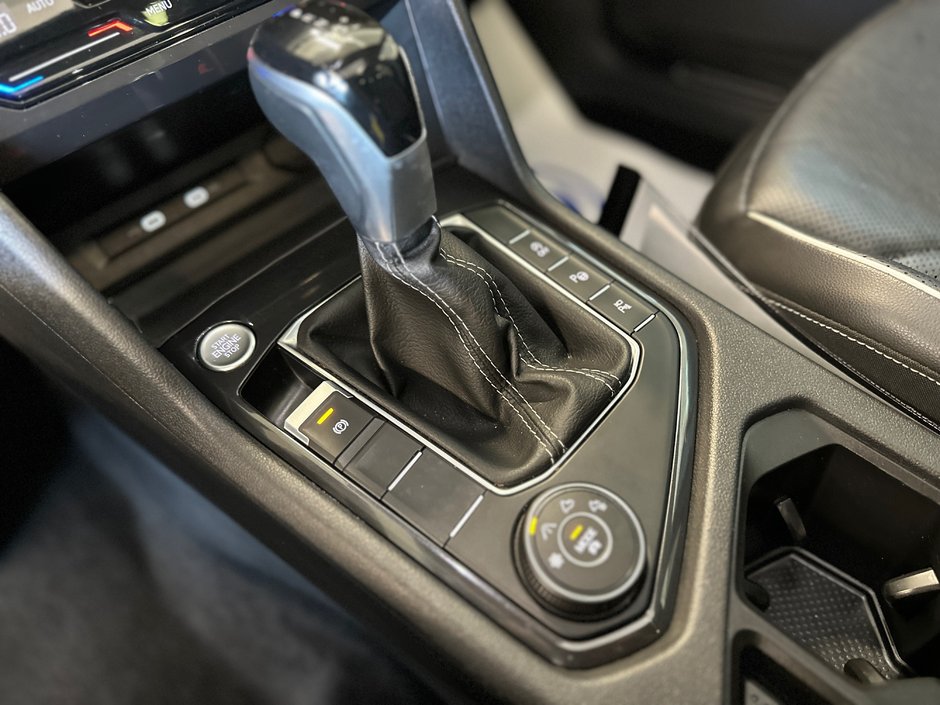 2022 Volkswagen Tiguan Highline R-Line-27