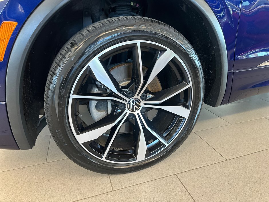2022 Volkswagen Tiguan Highline R-Line-9