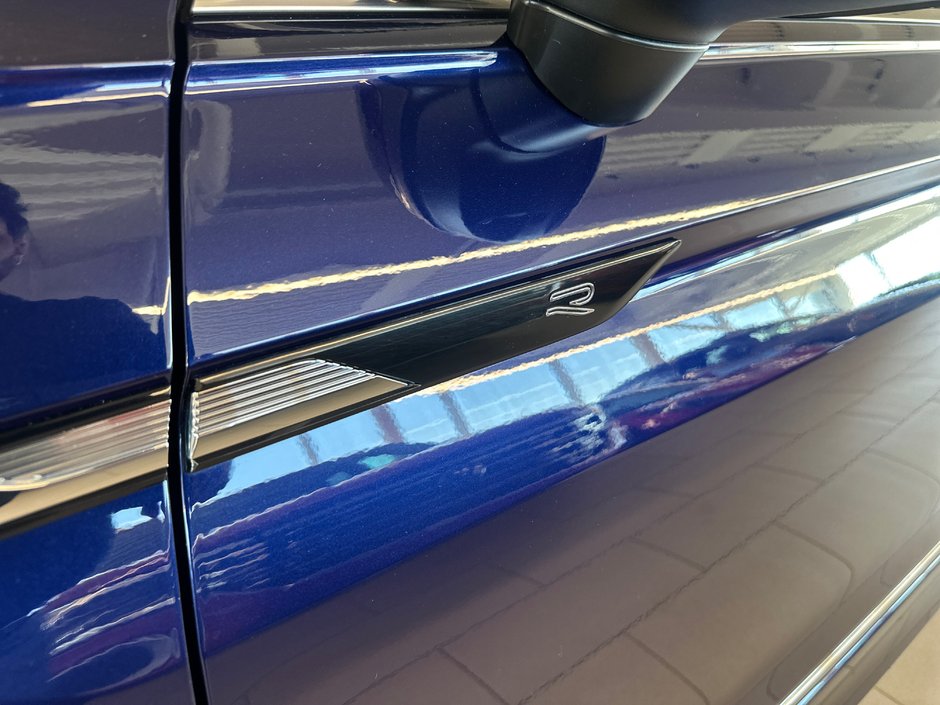 2022 Volkswagen Tiguan Highline R-Line-5