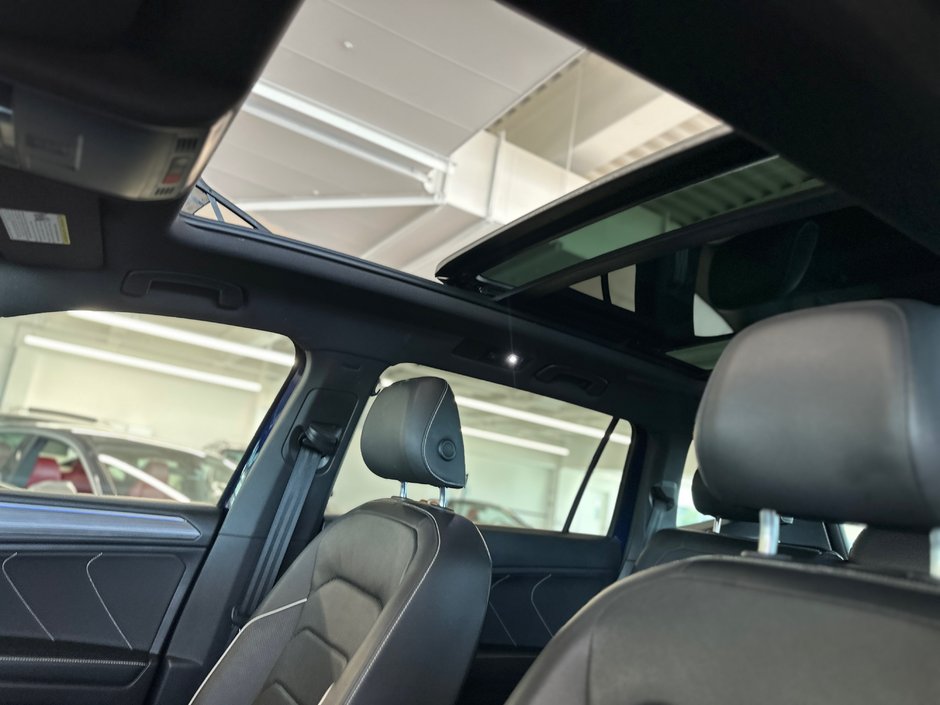 2022 Volkswagen Tiguan Highline R-Line-17