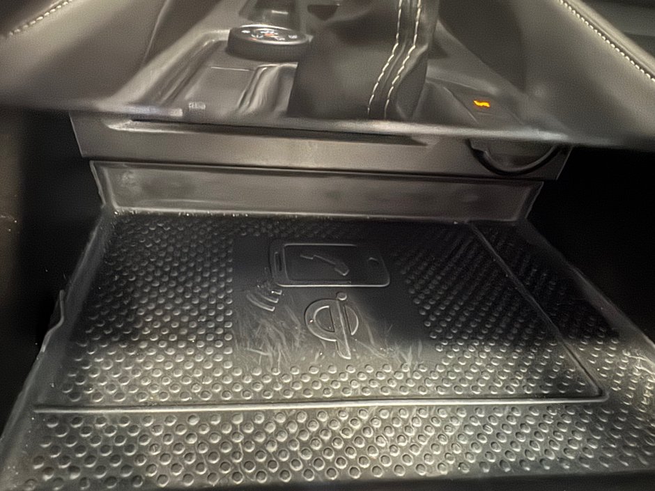 2022 Volkswagen Tiguan Comfortline R-Line Black Edition-15