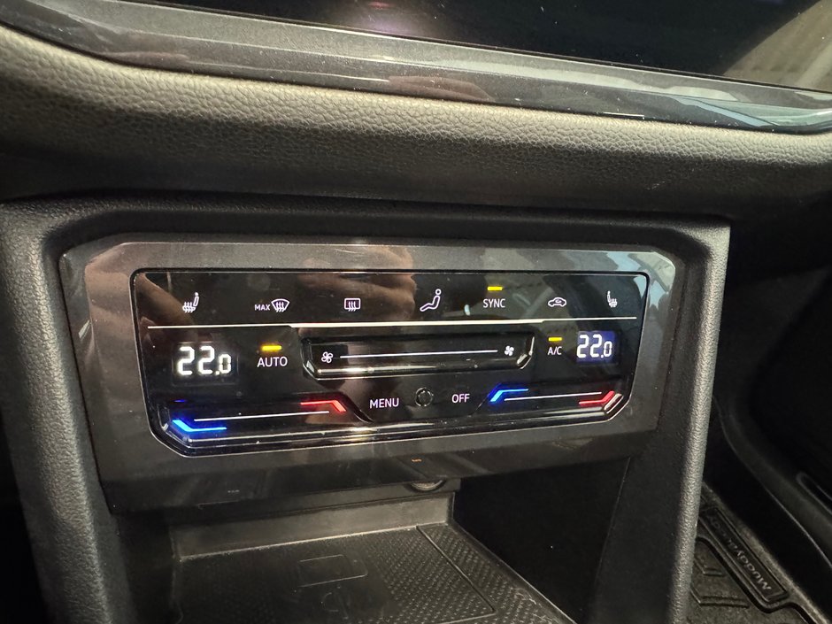 2022 Volkswagen Tiguan Comfortline R-Line Black Edition-14