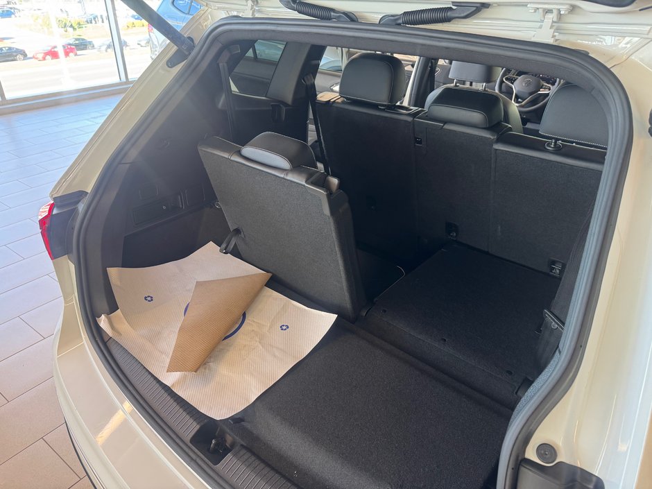 2022 Volkswagen Tiguan Highline R-Line-20