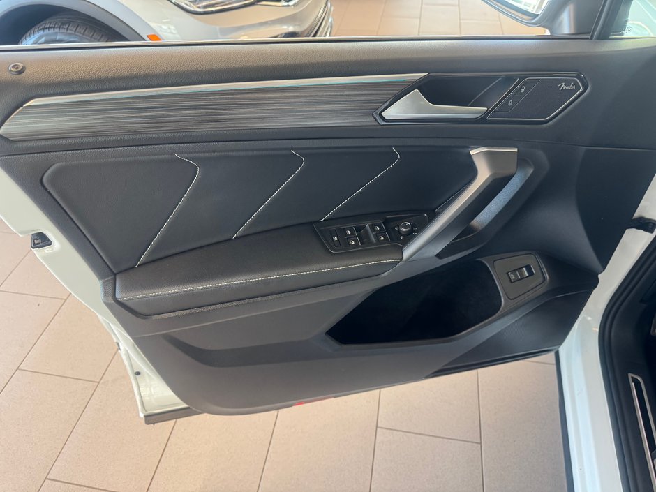 2022 Volkswagen Tiguan Highline R-Line-5