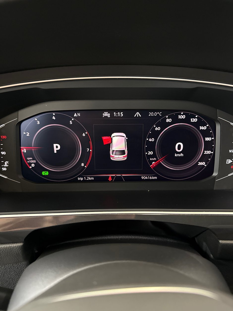 2022 Volkswagen Tiguan Comfortline R-Line Black Edition-10
