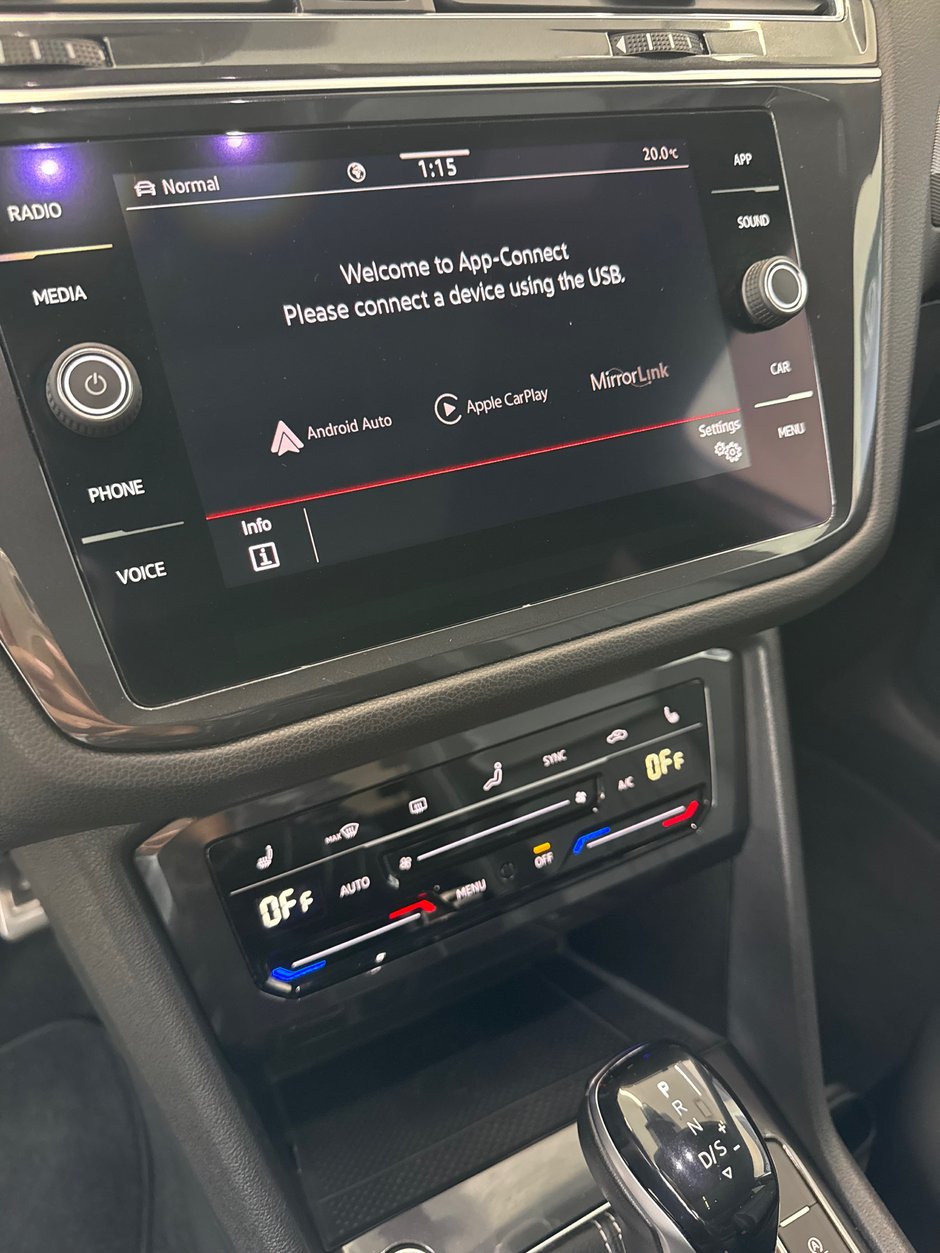 2022 Volkswagen Tiguan Comfortline R-Line Black Edition-12