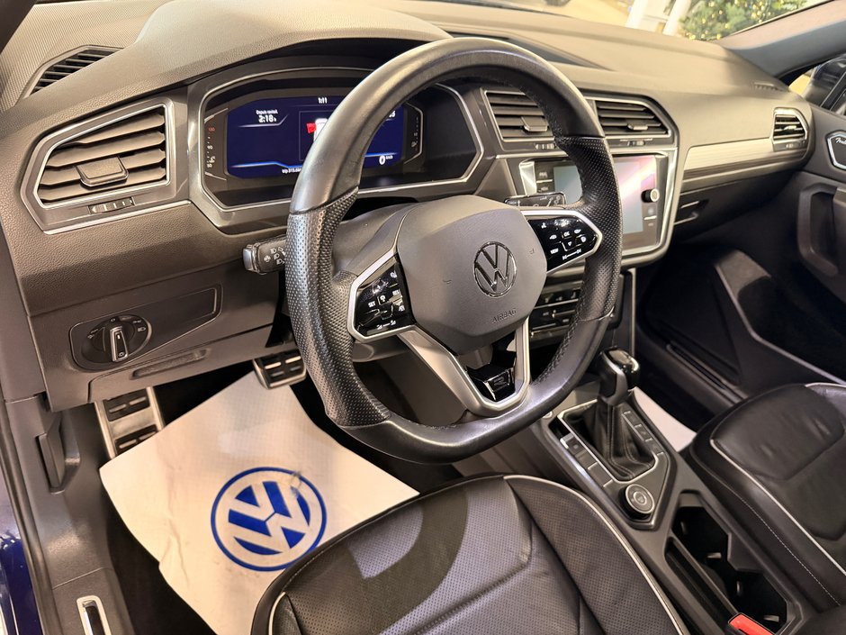 2022 Volkswagen Tiguan Highline R-Line-15
