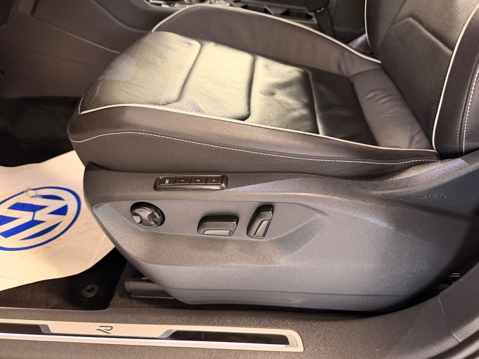 2022 Volkswagen Tiguan Highline R-Line-13