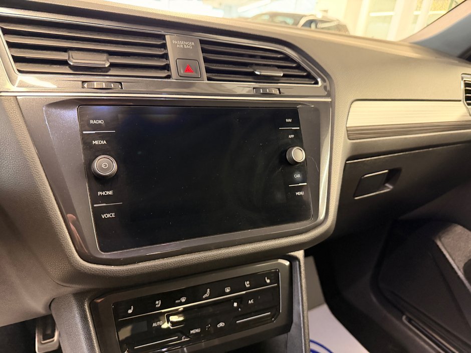 2022 Volkswagen Tiguan Highline R-Line-20