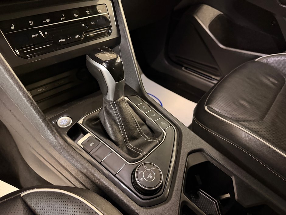 2022 Volkswagen Tiguan Highline R-Line-22