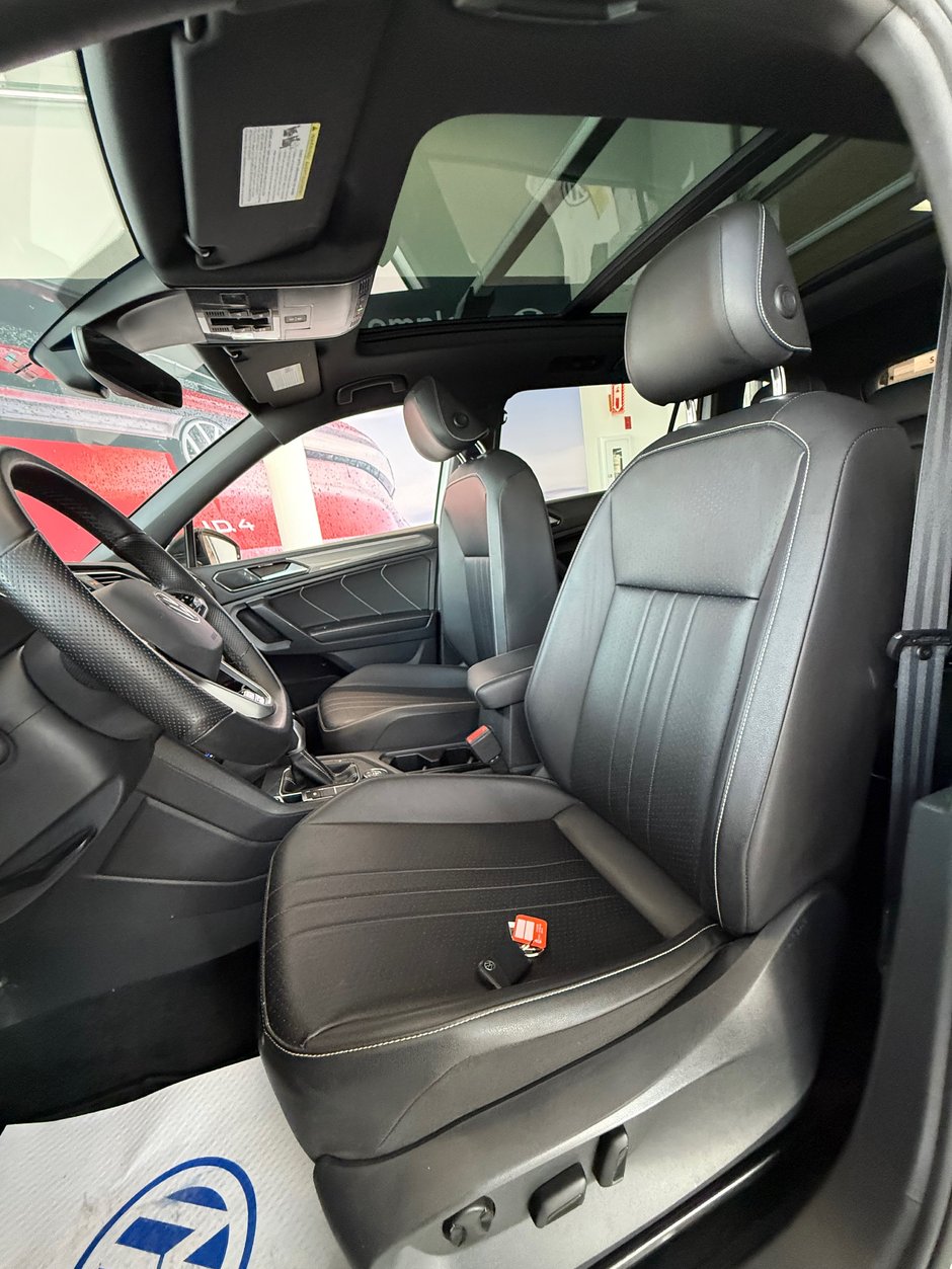 2022 Volkswagen Tiguan Comfortline R-Line Black Edition-8