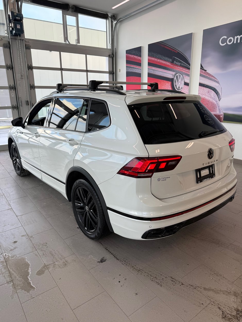2022 Volkswagen Tiguan Comfortline R-Line Black Edition-4
