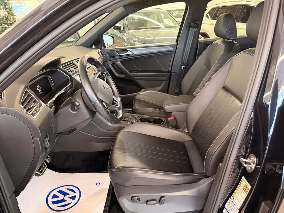 2022 Volkswagen Tiguan Comfortline R-Line Black Edition-10
