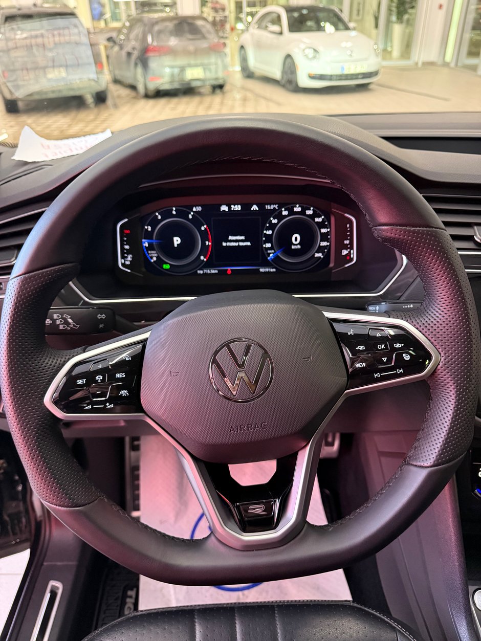 Volkswagen Tiguan Comfortline R-Line Black Edition 2022-12