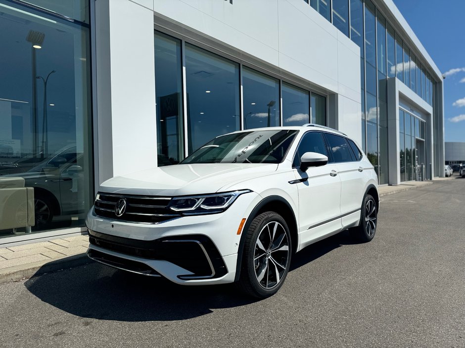 2023 Volkswagen Tiguan Highline R-Line-1