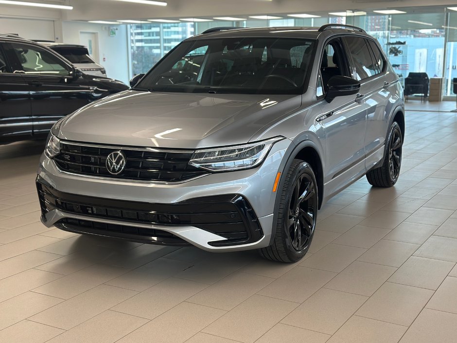 2023 Volkswagen Tiguan Comfortline R-Line Black Edition-3