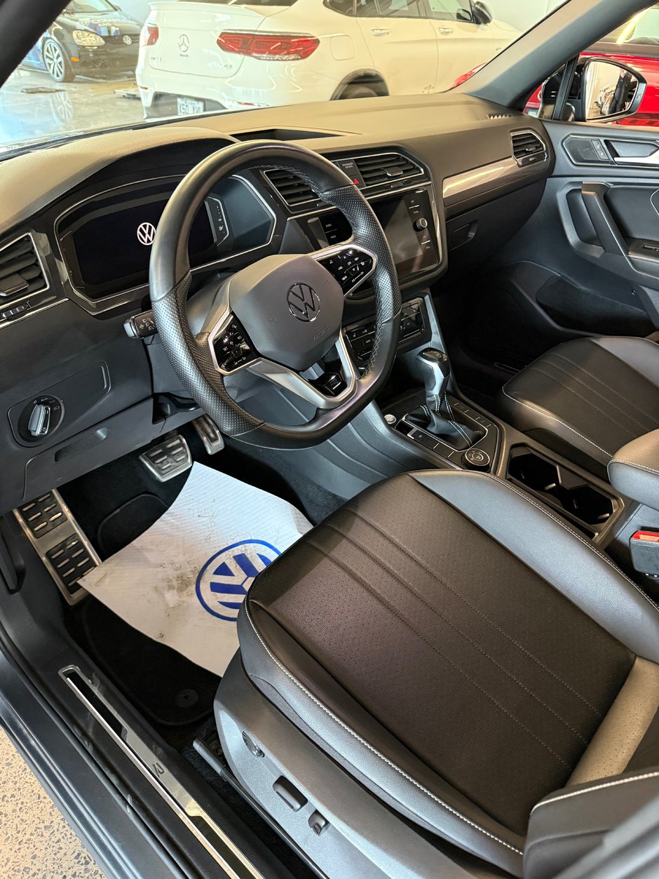 2023 Volkswagen Tiguan Comfortline R-Line Black Edition-7