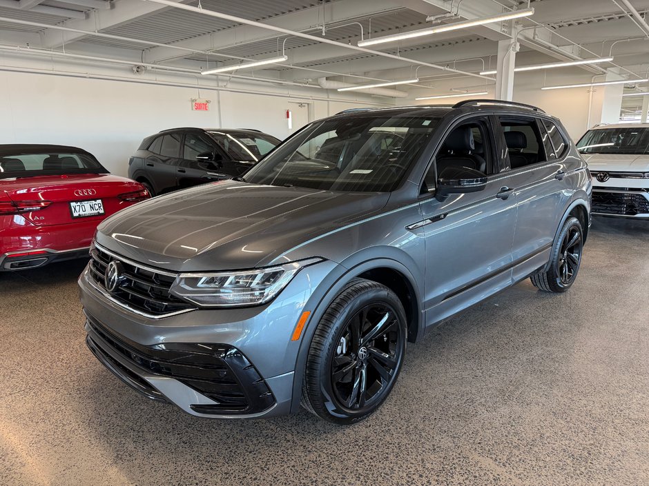 2023 Volkswagen Tiguan Comfortline R-Line Black Edition-0