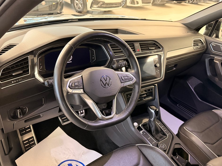 2023 Volkswagen Tiguan Highline R-Line-14