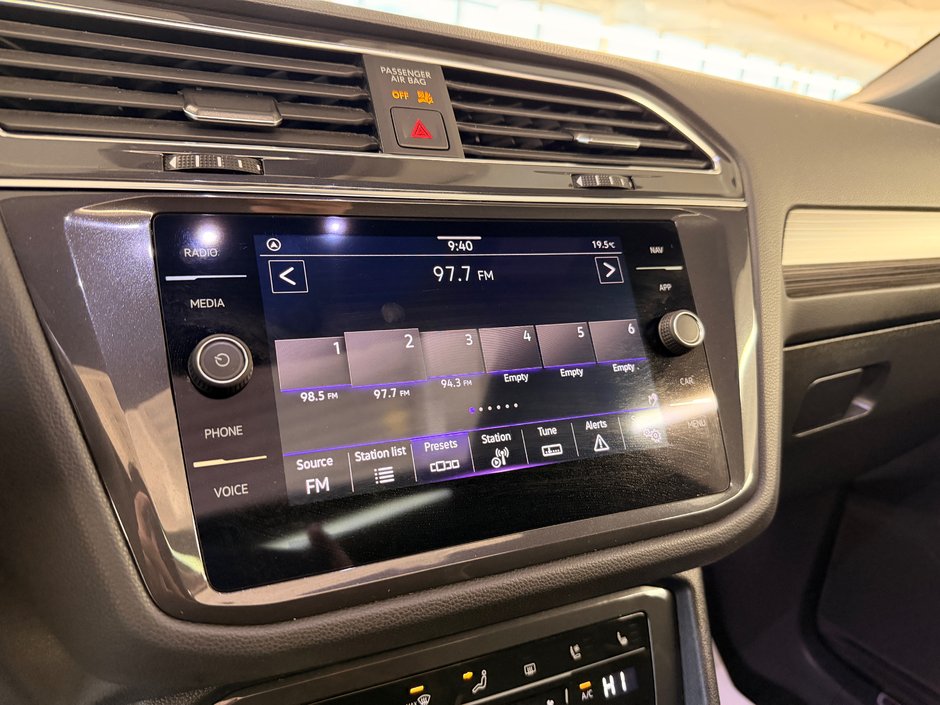 2023 Volkswagen Tiguan Highline R-Line-19