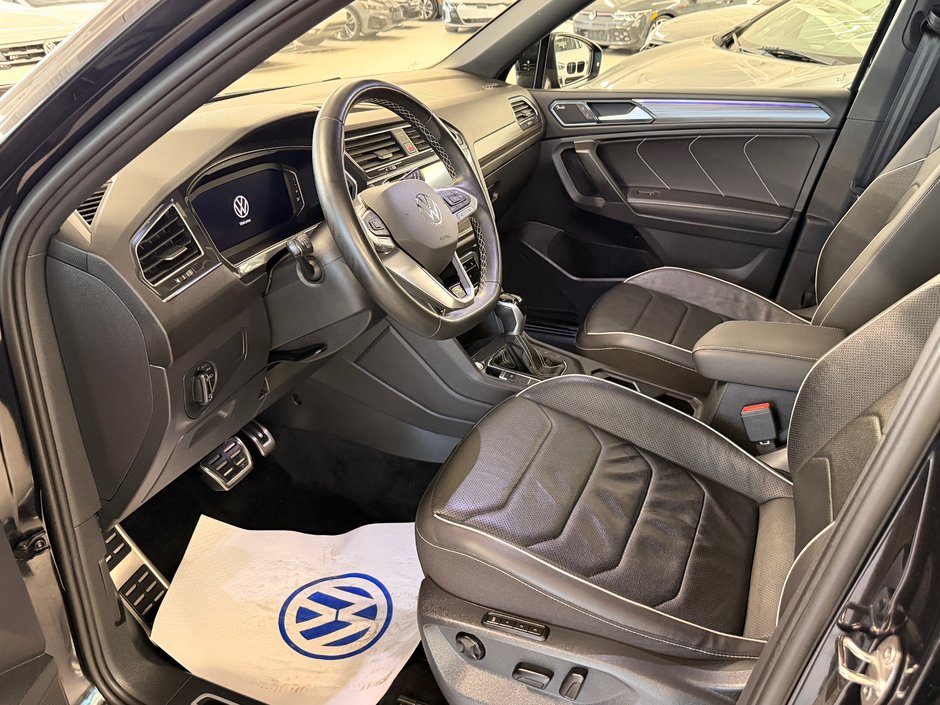 2023 Volkswagen Tiguan Highline R-Line-11